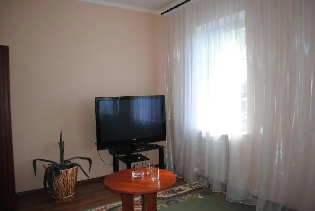 Rock Wall Bed & Breakfast Kyiv 3*,  Ukraine